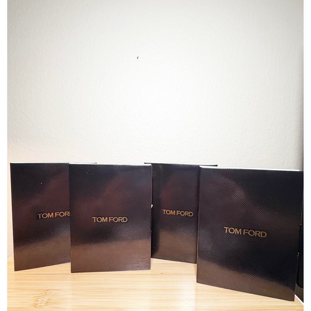 Tom Ford Traceless Soft Matte Primer 4 Sample Packets 1.5ml x 4, 6ML